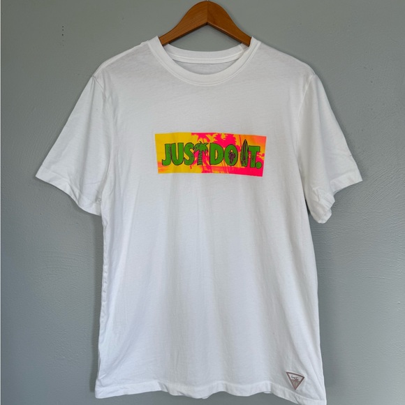 Nike White Just Do It Men's T-Shirt - Picture 1 of 4